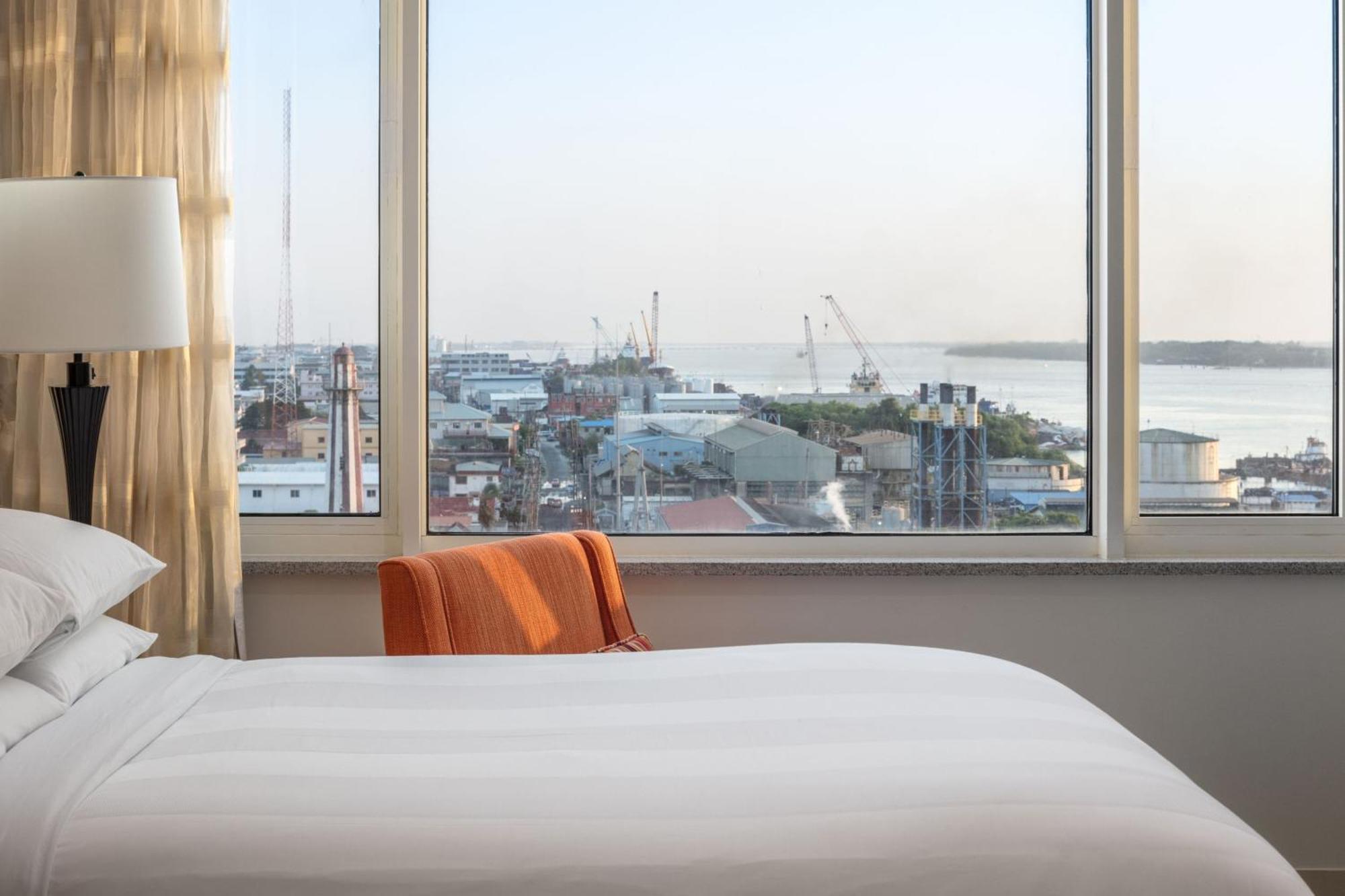 Guyana Marriott Hotel Джорджтаун Екстериор снимка