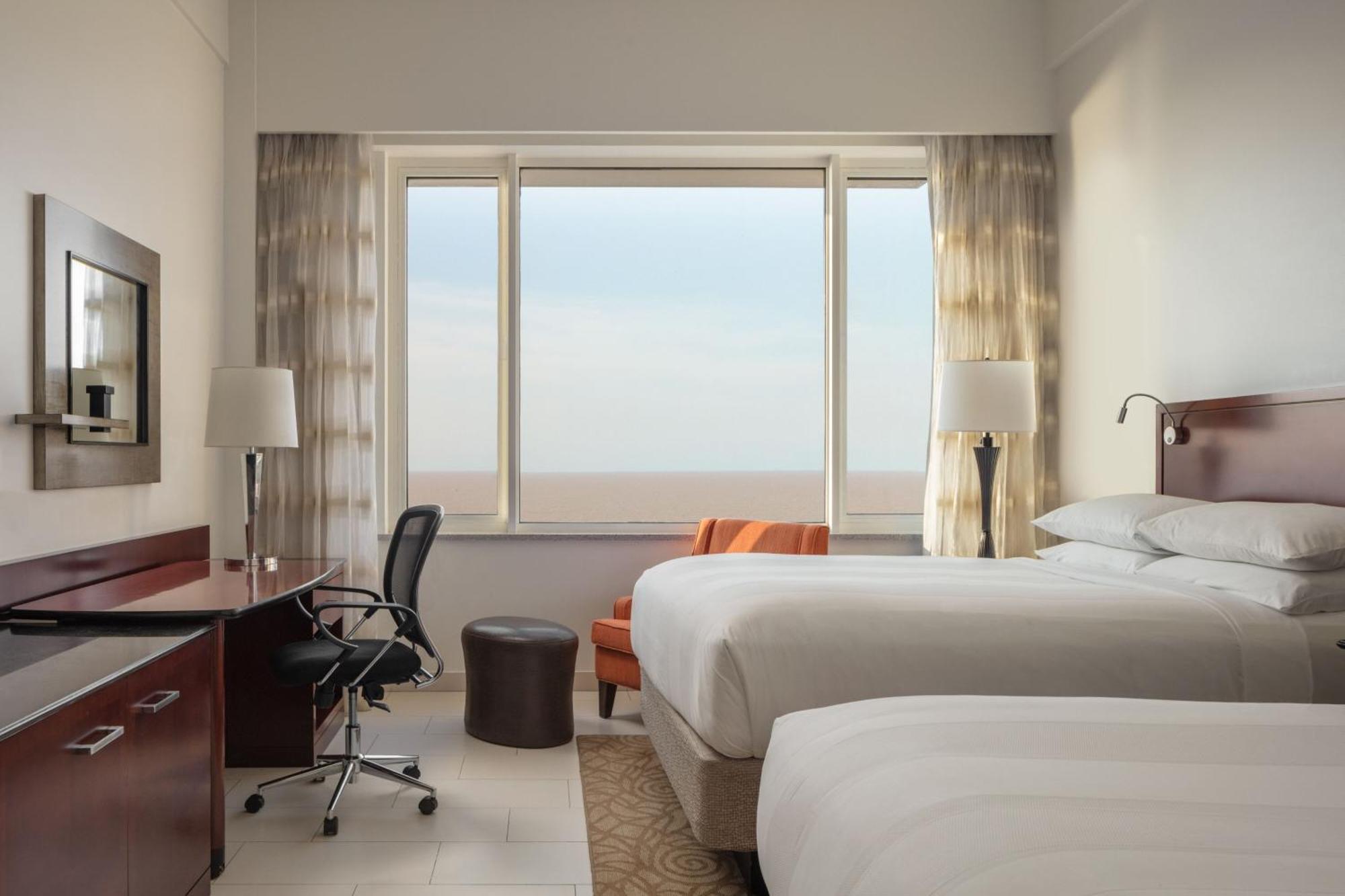 Guyana Marriott Hotel Джорджтаун Екстериор снимка